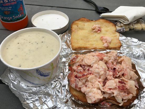 Alive & Kicking Lobsters